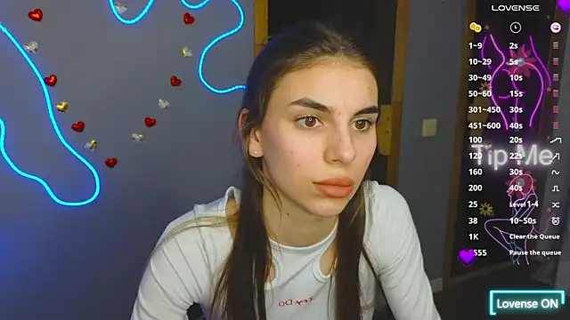 Snapshot of EmmyGreans chatting on March 13, 2025, 3:39 pm EmmyGreans online show from March 13, 2025, 3:39 pm