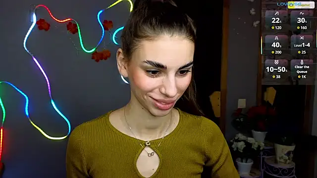 Snapshot of EmmyGreans chatting on November 10, 2025, 7:07 am EmmyGreans online show from November 10, 2025, 7:07 am