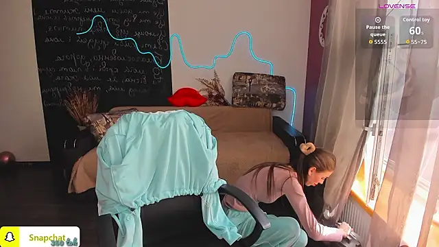 EmmyGreans online show from March 2, 2026, 7:26 am