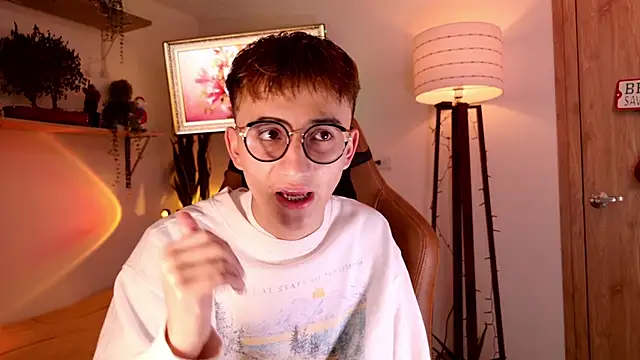 Mr evan1 online show from December 17, 2025, 5:19 pm