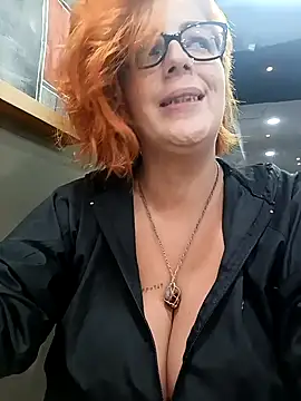 Escarlate4you  online show from October 22, 2025, 12:55 am