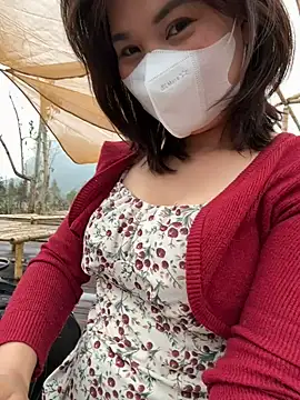 May-Squirt online show from February 17, 2025, 3:58 am