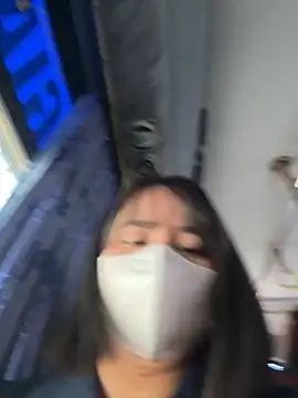 May-Squirt online show from October 19, 2025, 2:12 am