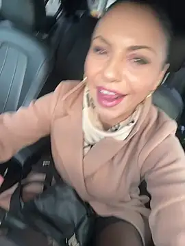 KimKelly13 online show from January 18, 2026, 8:29 am