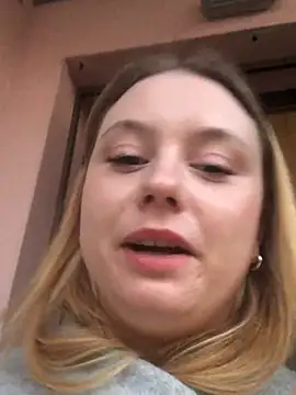 chloetarducci online show from March 2, 2025, 5:14 pm