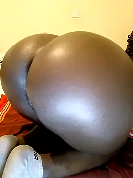 Misskhalifa  online show from March 13, 2025, 5:22 am