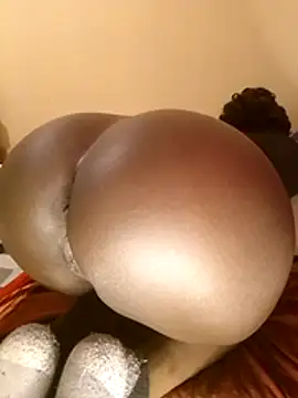 Misskhalifa  online show from October 24, 2025, 12:23 pm