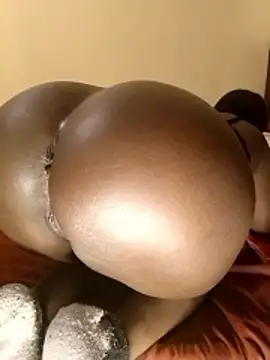 Snapshot of Misskhalifa_ chatting on February 16, 2026, 12:18 am Misskhalifa online show from February 16, 2026, 12:18 am