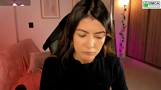 Lilabril online show from November 24, 2025, 2:39 pm