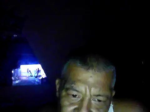 ElMasChingonMX online show from October 3, 2025, 9:28 am