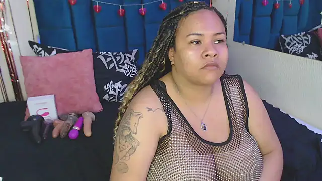 Snapshot of alba_sex10 chatting on March 21, 2025, 5:12 pm alba sex10 online show from March 21, 2025, 5:12 pm