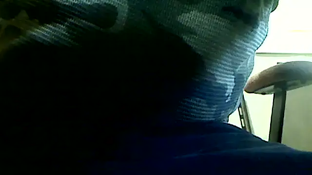 Snapshot of markluvskitty chatting on September 24, 2025, 12:52 pm markluvskitty online show from September 24, 2025, 12:52 pm