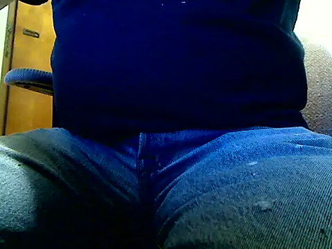 Snapshot of markluvskitty chatting on December 15, 2025, 1:04 pm markluvskitty online show from December 15, 2025, 1:04 pm