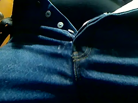 Snapshot of markluvskitty chatting on February 13, 2026, 2:57 pm markluvskitty online show from February 13, 2026, 2:57 pm