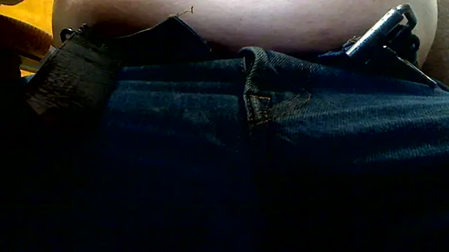 Snapshot of markluvskitty chatting on March 10, 2026, 12:21 pm markluvskitty online show from March 10, 2026, 12:21 pm