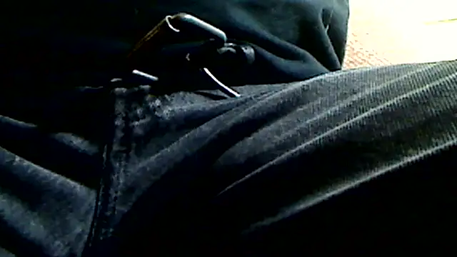 Snapshot of markluvskitty chatting on April 7, 2026, 12:27 pm markluvskitty online show from April 7, 2026, 12:27 pm