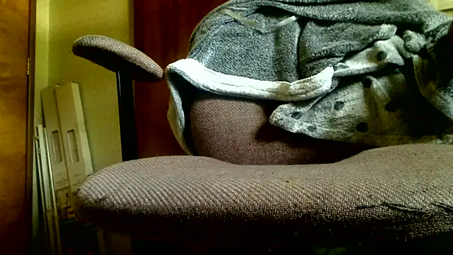 Snapshot of markluvskitty chatting on April 11, 2026, 7:51 pm markluvskitty online show from April 11, 2026, 7:51 pm