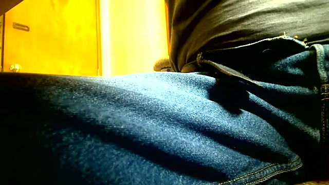 Snapshot of markluvskitty chatting on April 16, 2026, 3:46 pm markluvskitty online show from April 16, 2026, 3:46 pm