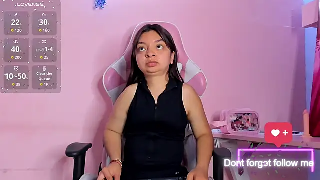 CharlotteMuller online show from March 28, 2026, 8:08 pm