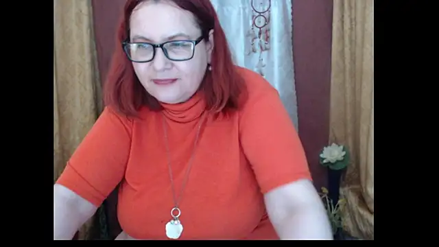 Snapshot of PlayfullMature chatting on February 20, 2026, 6:48 am PlayfullMature online show from February 20, 2026, 6:48 am