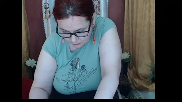 Snapshot of PlayfullMature chatting on February 23, 2026, 6:55 am PlayfullMature online show from February 23, 2026, 6:55 am