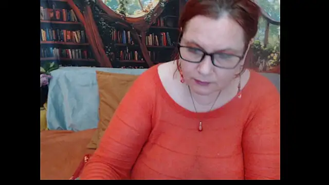 Snapshot of PlayfullMature chatting on June 15, 2026, 4:20 pm PlayfullMature online show from June 15, 2026, 4:20 pm