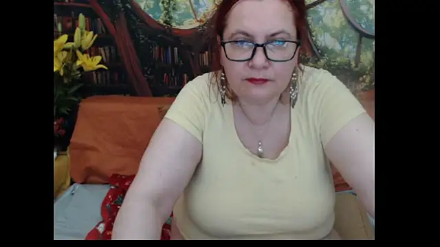 Snapshot of PlayfullMature chatting on June 29, 2026, 5:57 pm PlayfullMature online show from June 29, 2026, 5:57 pm