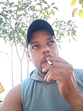 Snapshot of Widson321 chatting on October 8, 2025, 10:13 am Widson321 online show from October 8, 2025, 10:13 am