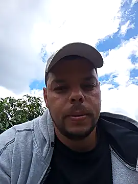 Snapshot of Widson321 chatting on October 23, 2025, 3:22 pm Widson321 online show from October 23, 2025, 3:22 pm