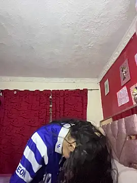 Snapshot of _Dulcinea777 chatting on November 12, 2025, 11:03 pm Dulcinea777 online show from November 12, 2025, 11:03 pm