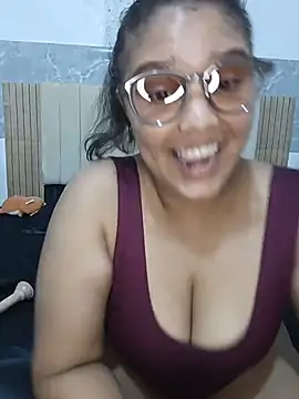 Danielaandximena online show from July 15, 2026, 3:56 am