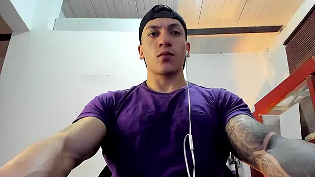 aquiles 51 online show from November 11, 2025, 4:18 pm