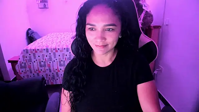 Snapshot of rayza_mature_154 chatting on November 26, 2025, 7:15 pm rayza mature 154 online show from November 26, 2025, 7:15 pm