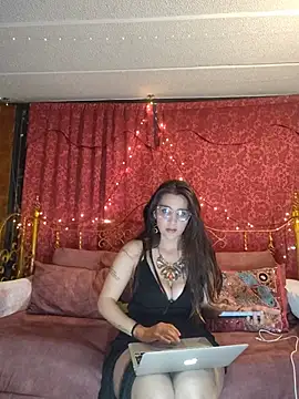 emily amaya online show from May 26, 2026, 11:34 pm
