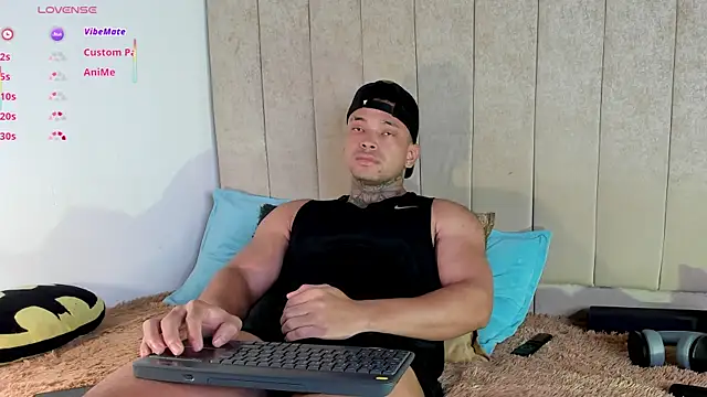 Stiven collins online show from April 18, 2026, 8:40 am