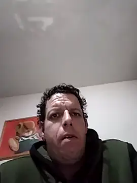 Knuffelstaaf123 online show from December 2, 2024, 5:37 pm