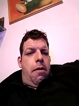 Knuffelstaaf123 online show from January 10, 2025, 11:18 pm