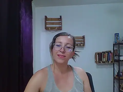 charlott ponce online show from September 22, 2025, 10:34 pm