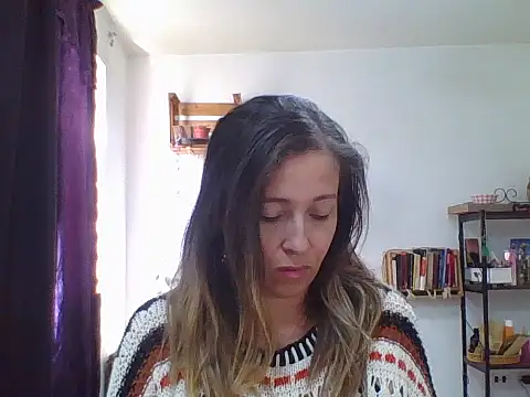 charlott ponce online show from December 22, 2025, 6:27 pm