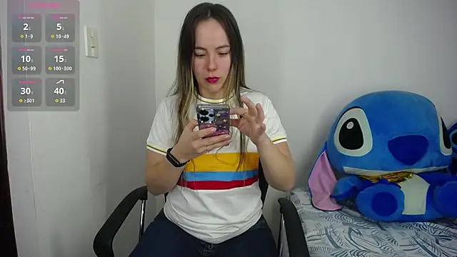 LauraSofia Cam online show from June 24, 2026, 10:36 am