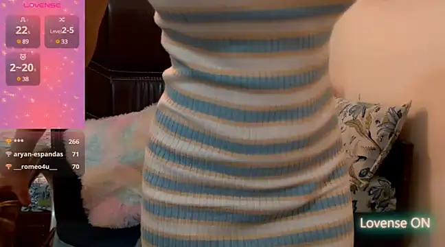 Snapshot of adore_khushbu chatting on December 19, 2024, 6:23 pm adore khushbu online show from December 19, 2024, 6:23 pm