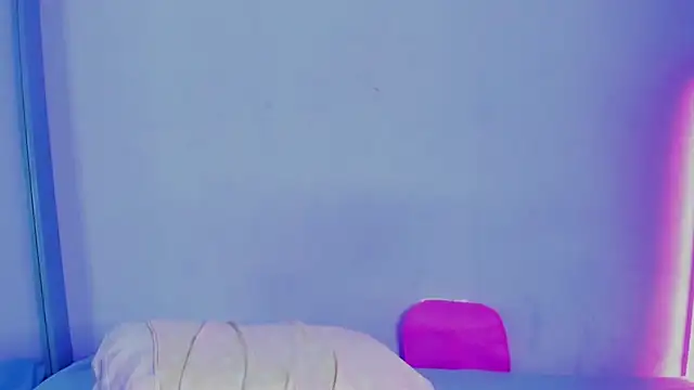 Mikasa Horny online show from January 19, 2025, 6:21 pm