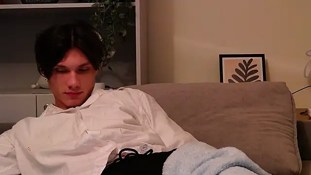 CalvinCay online show from December 4, 2024, 3:48 am