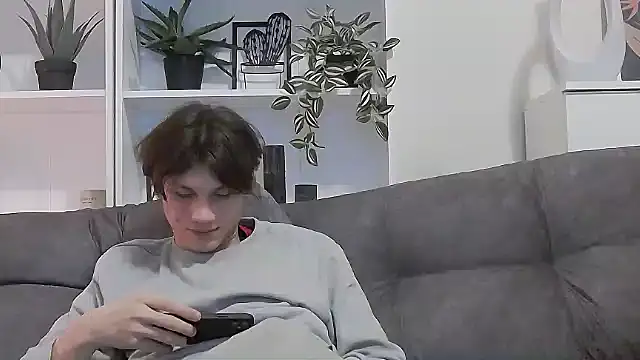 CalvinCay online show from March 10, 2025, 8:01 pm