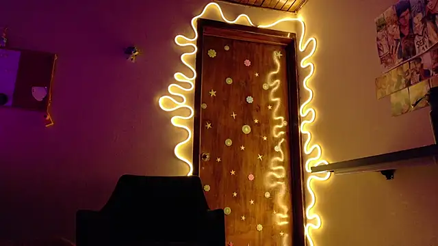 Snapshot of maryberry__ chatting on November 29, 2025, 10:57 pm maryberry online show from November 29, 2025, 10:57 pm