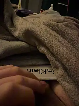 jonasXss online show from November 14, 2025, 9:13 pm