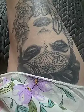 Snapshot of Astoria_Moon chatting on September 14, 2025, 7:35 pm Astoria Moon online show from September 14, 2025, 7:35 pm