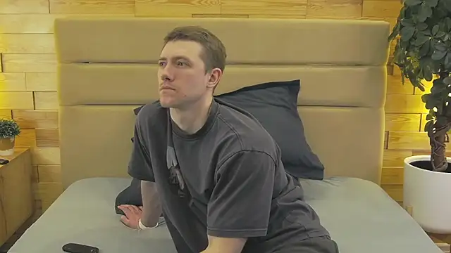 EthanPinkman online show from April 5, 2026, 4:09 am