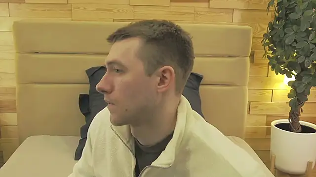 EthanPinkman online show from April 10, 2026, 4:39 am