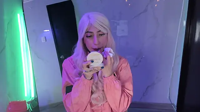 Snapshot of LilithCooperr_ chatting on February 7, 2026, 3:54 am LilithCooperr online show from February 7, 2026, 3:54 am